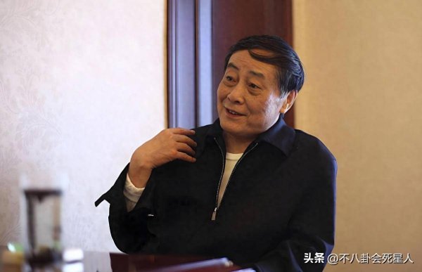 线上炒股配资之家网 宗庆后亲弟挑事，公开宗家族谱否认7子说，放言娃哈哈全靠他起家